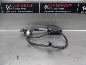 Used Front seatbelt buckle, left Hyundai i10 (F5) 1.0i 12V Price on request offered by Verhoef Cars & Parts