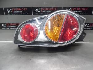 Używane Tylne swiatlo pozycyjne lewe Chevrolet Spark 1.0 16V Cena € 40,00 Procedura marży oferowane przez Verhoef Cars & Parts