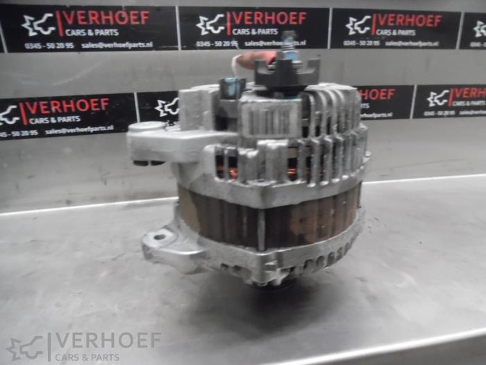 Begagnade Dynamo Renault Laguna III (BT) 2.0 dCiF 16V 150 Pris på förfrågan erbjuds av Verhoef Cars & Parts