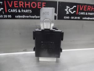 Gebrauchte Scheibenwischer Modul Toyota Yaris III (P13) 1.5 16V Hybrid Preis auf Anfrage angeboten von Verhoef Cars & Parts