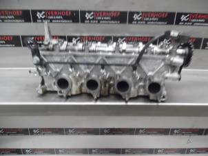 Used Cylinder head Hyundai Tucson (TL) 1.7 CRDi 16V 2WD Price on request offered by Verhoef Cars & Parts