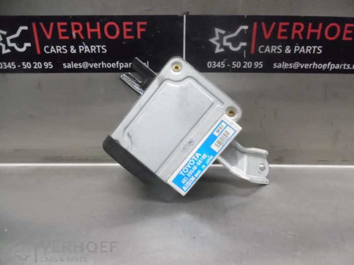 Usagé Ordinateur ABS Toyota Land Cruiser 90 (J9) 3.4i 24V Prix sur demande proposé par Verhoef Cars & Parts