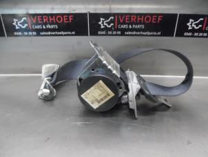 Used Rear seatbelt, left Mitsubishi Outlander (CW) 2.4 16V Mivec 4x2 Price on request offered by Verhoef Cars & Parts