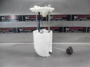 Used Petrol pump Mitsubishi Outlander (CW) 2.4 16V Mivec 4x2 Price on request offered by Verhoef Cars & Parts