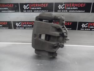 Usagé Etrier de frein (pince) avant droit Kia Rio III (UB) 1.2 CVVT 16V Prix sur demande proposé par Verhoef Cars & Parts
