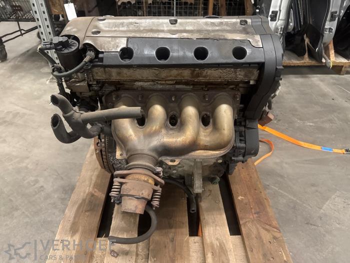 Used Engine Peugeot 206 (2A/C/H/J/S) 2.0 GTI 16V Price on request offered by Verhoef Cars & Parts