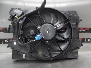 Used Cooling fans Renault Clio IV Estate/Grandtour (7R) 0.9 Energy TCE 90 12V Price € 75,00 Margin scheme offered by Verhoef Cars & Parts