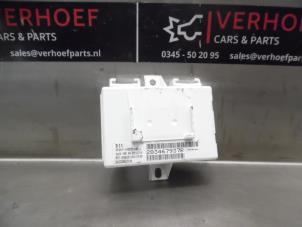 Used Navigation module Renault Clio IV Estate/Grandtour (7R) 0.9 Energy TCE 90 12V Price on request offered by Verhoef Cars & Parts