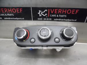 Gebrauchte Heizung Bedienpaneel Renault Clio IV Estate/Grandtour (7R) 0.9 Energy TCE 90 12V Preis € 75,00 Margenregelung angeboten von Verhoef Cars & Parts