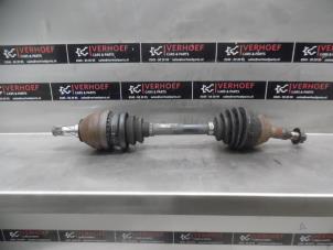 Used Front drive shaft, left Opel Zafira (M75) 1.8 16V Ecotec Price € 50,00 Margin scheme offered by Verhoef Cars & Parts