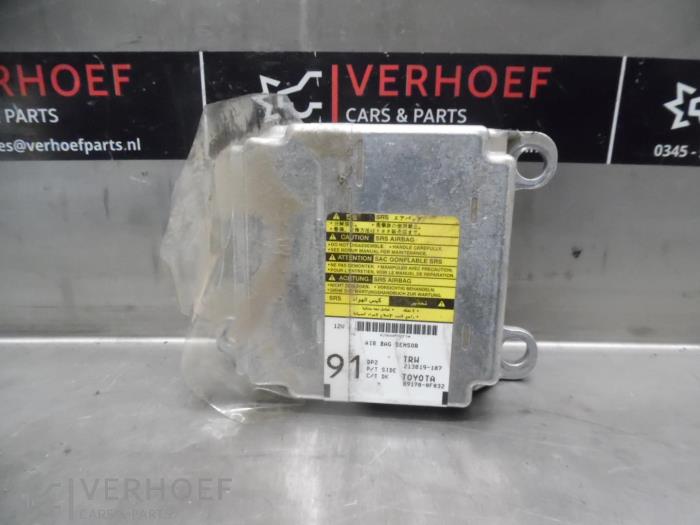 Begagnade Airbagmodul Toyota Corolla Verso (R10/11) 1.6 16V VVT-i Pris € 40,00 Marginaltabell erbjuds av Verhoef Cars & Parts