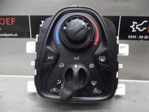 Używane Panel sterowania nagrzewnicy Toyota Aygo (B40) 1.0 12V VVT-i Cena € 50,00 Procedura marży oferowane przez Verhoef Cars & Parts