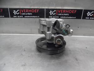 Używane Pompa wspomagania kierownicy Chevrolet Aveo 1.6 16V VVT Cena € 40,00 Procedura marży oferowane przez Verhoef Cars & Parts