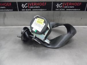 Used Rear seatbelt, left Chevrolet Orlando (YYM/YYW) 2.0 D 16V Price on request offered by Verhoef Cars & Parts