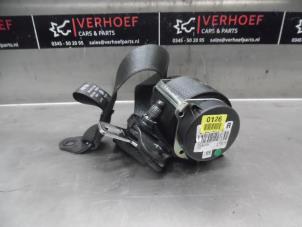 Used Rear seatbelt, right Chevrolet Orlando (YYM/YYW) 2.0 D 16V Price on request offered by Verhoef Cars & Parts