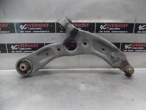 Used Front wishbone, right Kia Carens IV (RP) 1.6 GDI 16V Price on request offered by Verhoef Cars & Parts