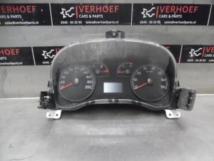 Used Instrument panel Fiat Doblo Cargo (223) 1.3 D 16V Multijet Price on request offered by Verhoef Cars & Parts