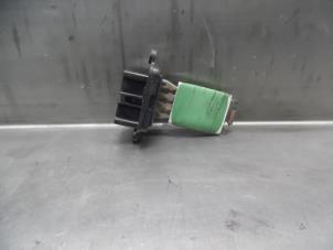 Used Heater resistor Fiat Doblo Cargo (223) 1.3 D 16V Multijet Price on request offered by Verhoef Cars & Parts