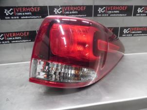 Used Taillight, right Kia Carens IV (RP) 1.7 CRDi 16V Price € 200,00 Margin scheme offered by Verhoef Cars & Parts