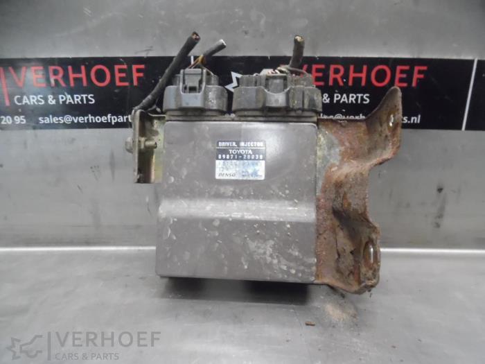 Used Injection computer Toyota Land Cruiser (J12) 3.0 D-4D 16V Price € 60,50 Inclusive VAT offered by Verhoef Cars & Parts