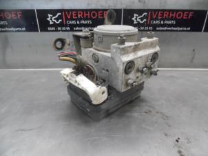 Used ABS pump Toyota Land Cruiser (J12) 3.0 D-4D 16V Price € 242,00 Inclusive VAT offered by Verhoef Cars & Parts