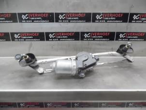 Used Wiper motor + mechanism Daihatsu Sirion 2 (M3) 1.3 16V DVVT Price on request offered by Verhoef Cars & Parts