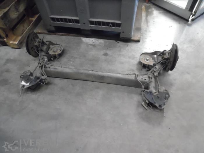 Gebrauchte Hinterachse Vorderradantrieb Renault Kangoo Express (FW) 1.5 dCi 70 Preis auf Anfrage angeboten von Verhoef Cars & Parts