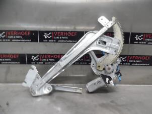 Used Window mechanism 4-door, front right Subaru Forester (SG) 2.0 16V X Price € 60,00 Margin scheme offered by Verhoef Cars & Parts