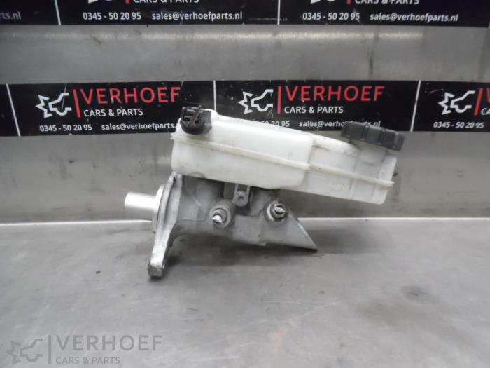 Gebrauchte Hauptbremszylinder Renault Megane III Grandtour (KZ) 1.5 dCi 90 Preis auf Anfrage angeboten von Verhoef Cars & Parts