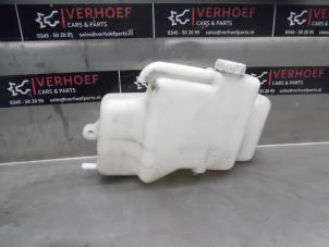Used Expansion vessel Mitsubishi L-200 2.5 DI-D 4x4 Price on request offered by Verhoef Cars & Parts