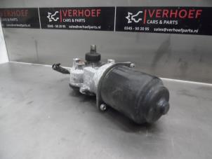 Used Front wiper motor Mitsubishi L-200 2.5 DI-D 4x4 Price € 60,50 Inclusive VAT offered by Verhoef Cars & Parts