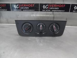 Usados Panel de control de calefacción Seat Ibiza IV (6J5) 1.4 16V Precio de solicitud ofrecido por Verhoef Cars & Parts