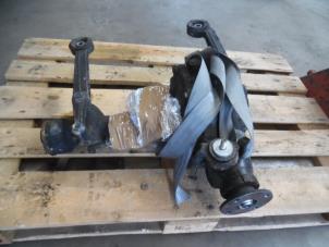 Used Front differential Toyota Hilux VI 2.4 D4D-F 16V 4x4 Price on request offered by Verhoef Cars & Parts