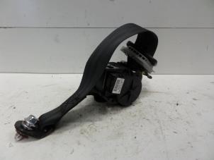 Used Rear seatbelt, left Kia Picanto (TA) 1.0 12V Price € 35,00 Margin scheme offered by Verhoef Cars & Parts