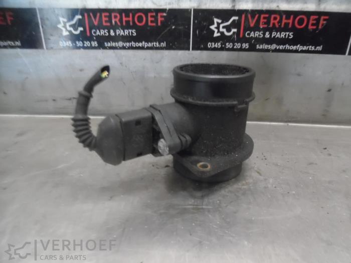Begagnade Luftflödesmätare Audi A4 Quattro (B6) 1.8 T 20V Pris € 30,00 Marginaltabell erbjuds av Verhoef Cars & Parts