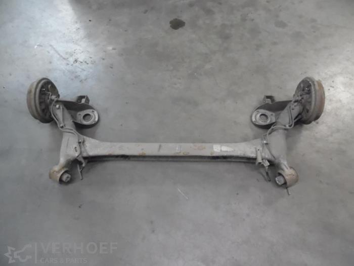 Gebrauchte Hinterachse Vorderradantrieb Volkswagen Polo IV (9N1/2/3) 1.4 16V Preis € 125,00 Margenregelung angeboten von Verhoef Cars & Parts
