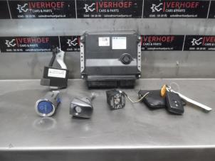 Used Set of cylinder locks (complete) Toyota Prius Plus (ZVW4) 1.8 16V Price € 250,00 Margin scheme offered by Verhoef Cars & Parts