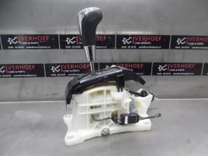 Used Automatic gear selector Hyundai i30 (FD) 1.6 CVVT 16V Price on request offered by Verhoef Cars & Parts