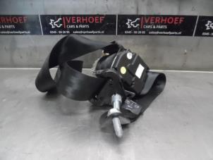 Used Rear seatbelt, left Renault Twingo II (CN) 1.2 16V Price on request offered by Verhoef Cars & Parts