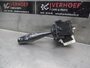 Usados Interruptor de luz Toyota Corolla (E12) 1.6 16V VVT-i Precio de solicitud ofrecido por Verhoef Cars & Parts