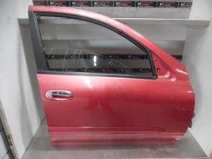 Gebrauchte Tür 4-türig rechts vorne Nissan Almera (N16) 1.8 16V Preis auf Anfrage angeboten von Verhoef Cars & Parts