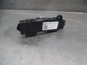 Używane Pierscien poduszki powietrznej Mazda 6 SportBreak (GH19/GHA9) 2.5 16V S-VT GT-M Cena € 40,00 Procedura marży oferowane przez Verhoef Cars & Parts
