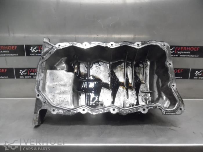 Sump from a Hyundai Santa Fe II (CM) 2.2 CRDi 16V 4x2 2008