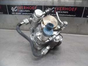 Used Diesel pump Mazda 3 (BM/BN) 2.2 SkyActiv-D 150 16V Price on request offered by Verhoef Cars & Parts