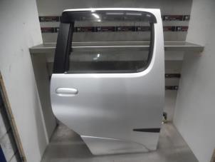 Gebrauchte Tür 4-türig rechts hinten Toyota Yaris Verso (P2) 1.3 16V Preis auf Anfrage angeboten von Verhoef Cars & Parts