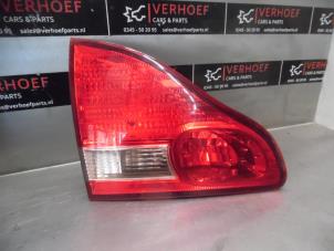 Gebrauchte Rücklicht links Toyota Avensis Verso (M20) 2.0 16V VVT-i D-4 Preis € 35,00 Margenregelung angeboten von Verhoef Cars & Parts