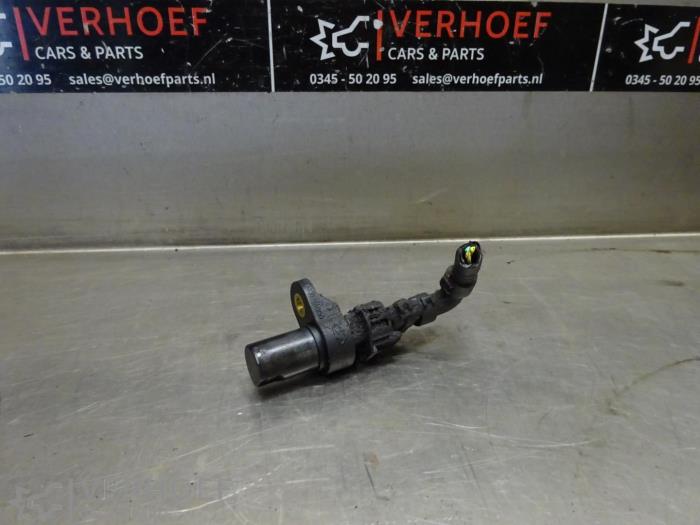 Begagnade Kamaxelsensor Kia Sorento I (JC) 2.5 CRDi 16V Pris på förfrågan erbjuds av Verhoef Cars & Parts