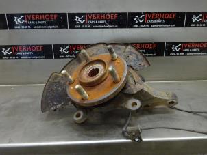 Used Knuckle, front right Hyundai Coupe 2.0i 16V CVVT Price € 50,00 Margin scheme offered by Verhoef Cars & Parts