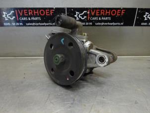 Usados Bomba de dirección asistida Hyundai Coupe 2.0i 16V CVVT Precio de solicitud ofrecido por Verhoef Cars & Parts