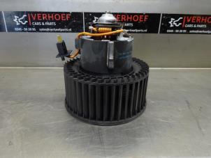 Used Heating and ventilation fan motor Nissan Primera (P12) 2.0 16V CVT Price € 40,00 Margin scheme offered by Verhoef Cars & Parts